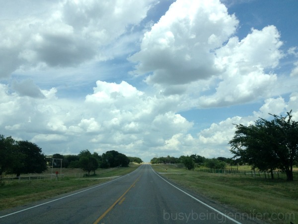 Big Skies, Winding roads in Texas - busybeingjennifer.com