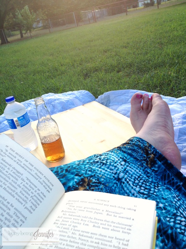reading while the sun sets. - busybeingjennifer.com