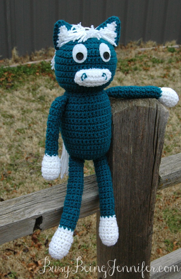 Crocheted Horse by BusyBeingJennifer.com