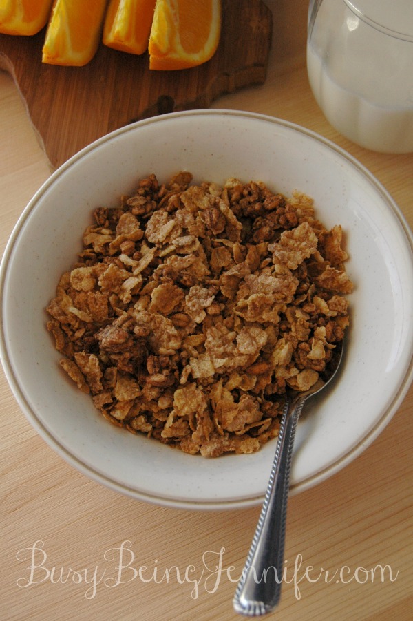 Honey Bunches of Oats Morning Energy cereal for breakfast is a great way to start the day! - BusyBeingJennifer.com