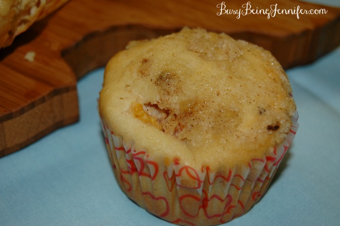 Yummy Peach Streusel Muffins from BusyBeingJennifer.com