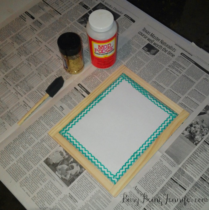 DIY Glitter Chalkboard Process