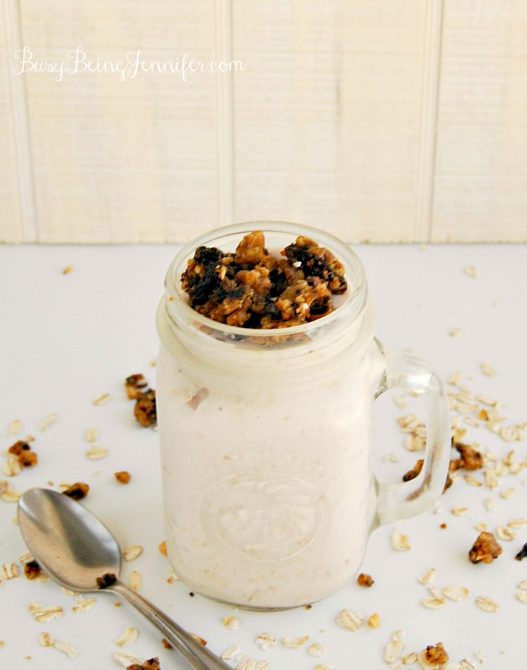 Cherry and Almond Overnight Oats Recipe from BusyBeingJennifer.com #FeelGooder #ad