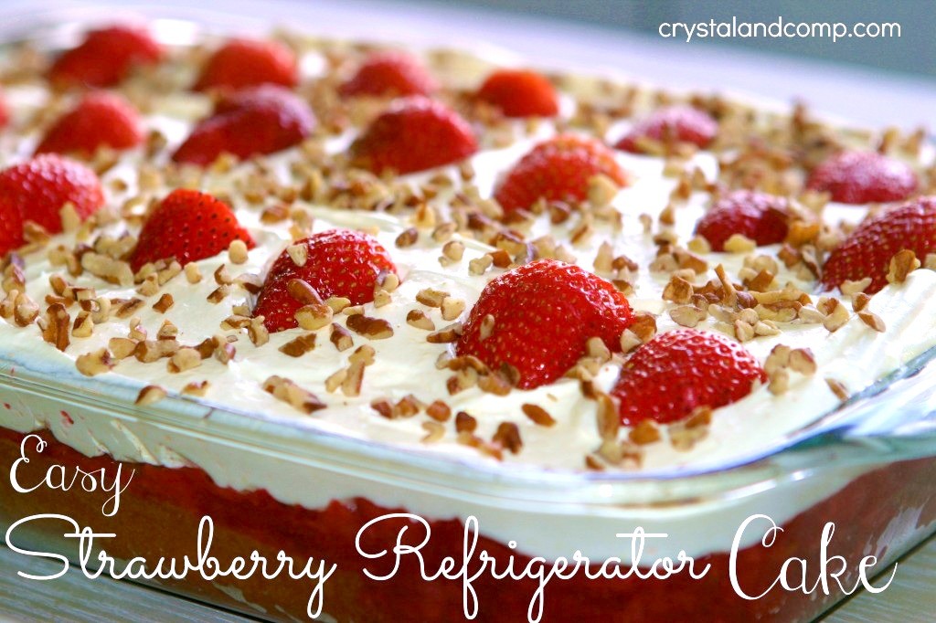 easy-strawberry-refrigerator-cake-
