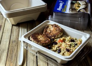 A new recipe & experimenting in the kitchen is just what I need to get my brain back on a gluten free track! Like this Salmon Cakes with Quinoa Pilaf recipe!