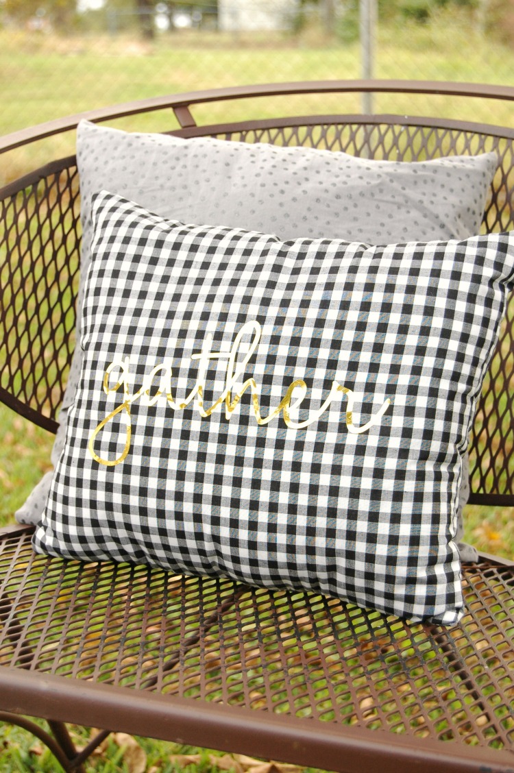 How cute is this Plaid and Gold Gather Pillow? It whips up in less than 30 minutes (depending on your sewing skill level) and is made with a pre-cut gold foil vinyl "gather" you just iron on! 