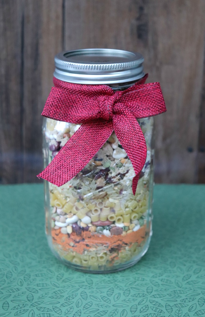 This Spicy Friendship Soup Gift in a Jar is perfect for your neighbors, coworkers or as a hostess gift. Gifts in a jar are so much fun to make and give!