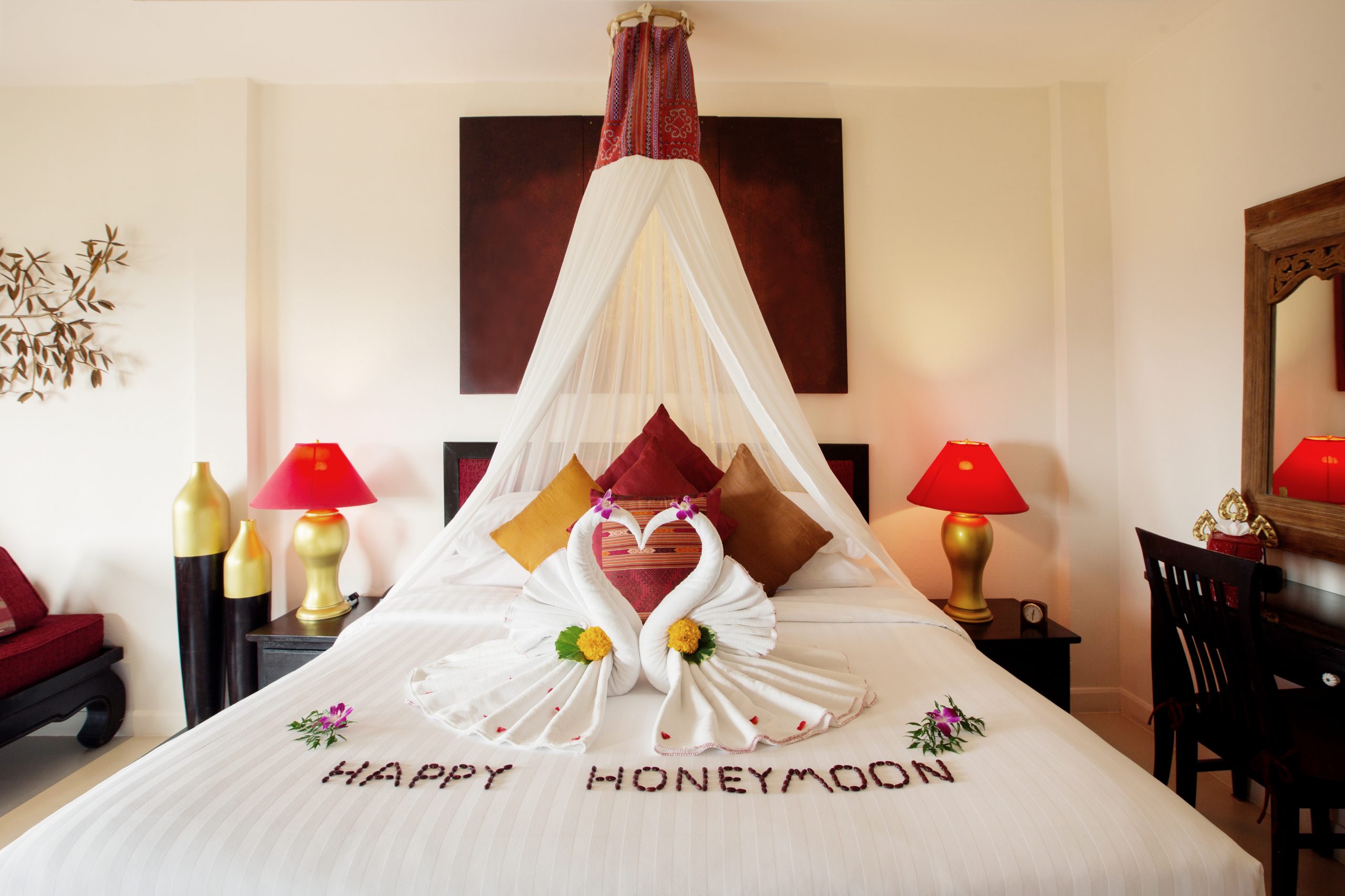 Luxury hotel bedroom interior with honeymoon decoration - Busy Being