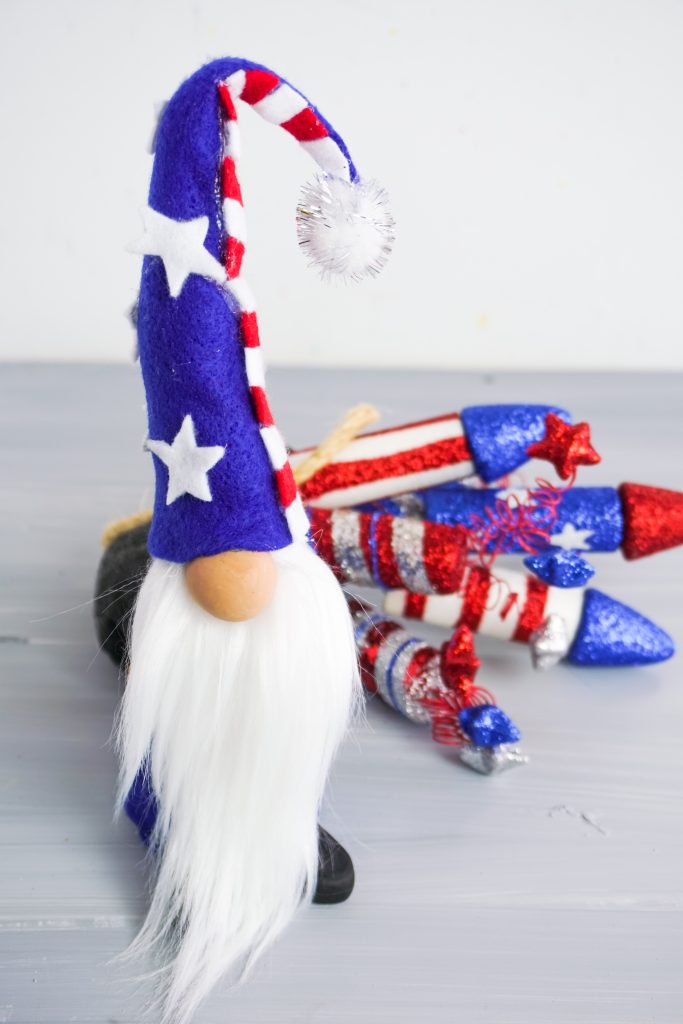 This DIY Patriotic Gnome is the perfect cute and quirky friend to add to your red, white and blue summer decor!