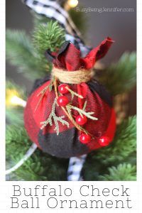 I love the fresh clean farmhouse look of buffalo check year round but I also love incorporating it into my Christmas decorating! Just like this Buffalo Check Ball Ornament.